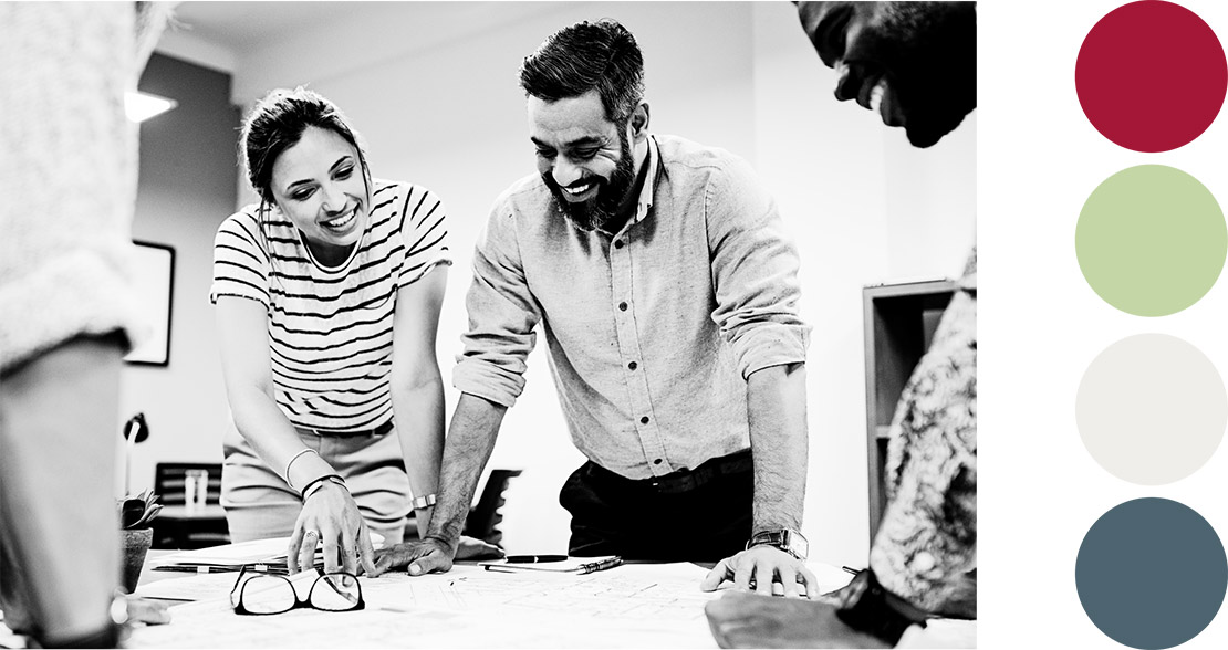 dhbt-01.jpg Frau und Mann arbeiten zusammen