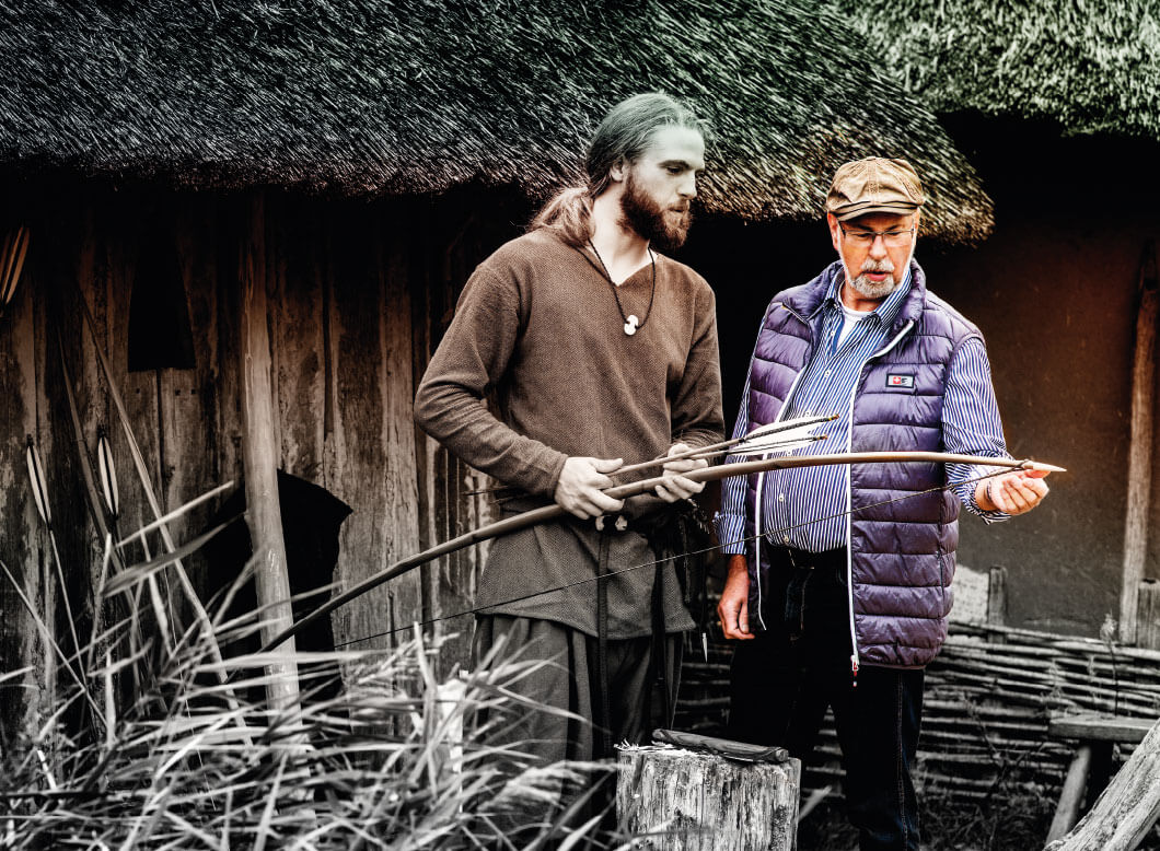 OSFS-6.jpg Mann in Wikingerkleidung