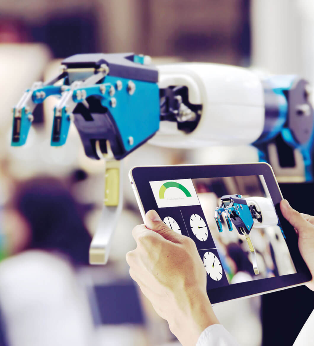 zukunftswerte-08.jpg Roboterarm mit Ipad