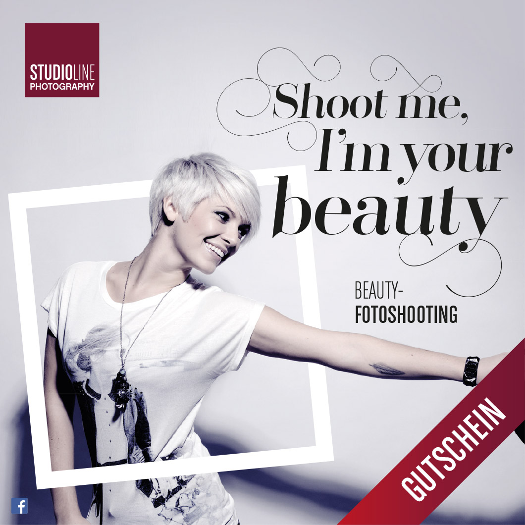 Blonde Frau beim Fotoshooting