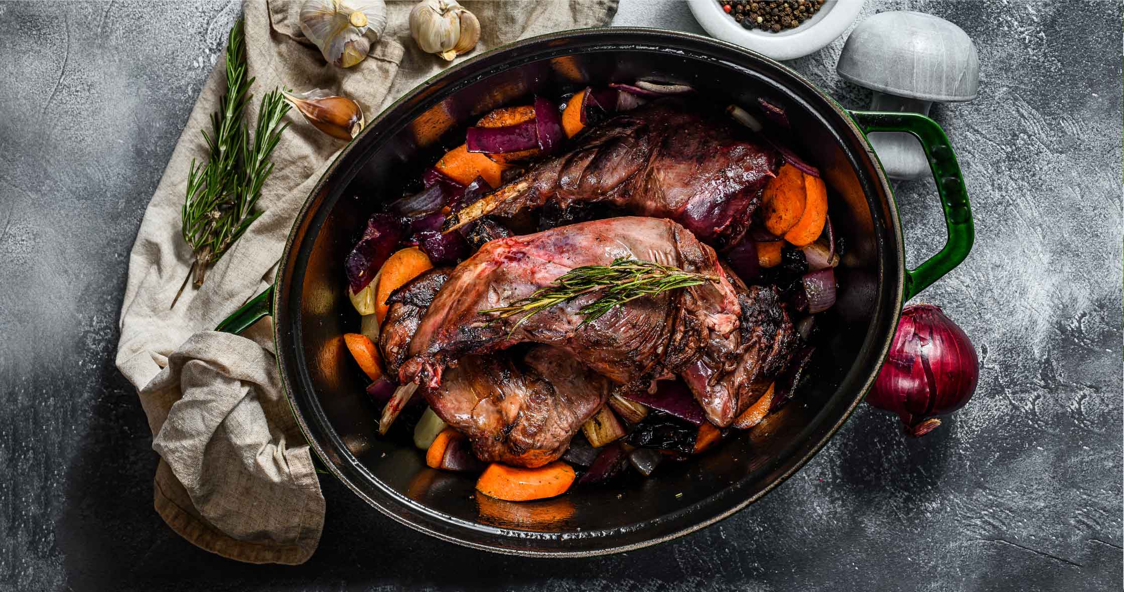 Topf mit Fleischinhalt