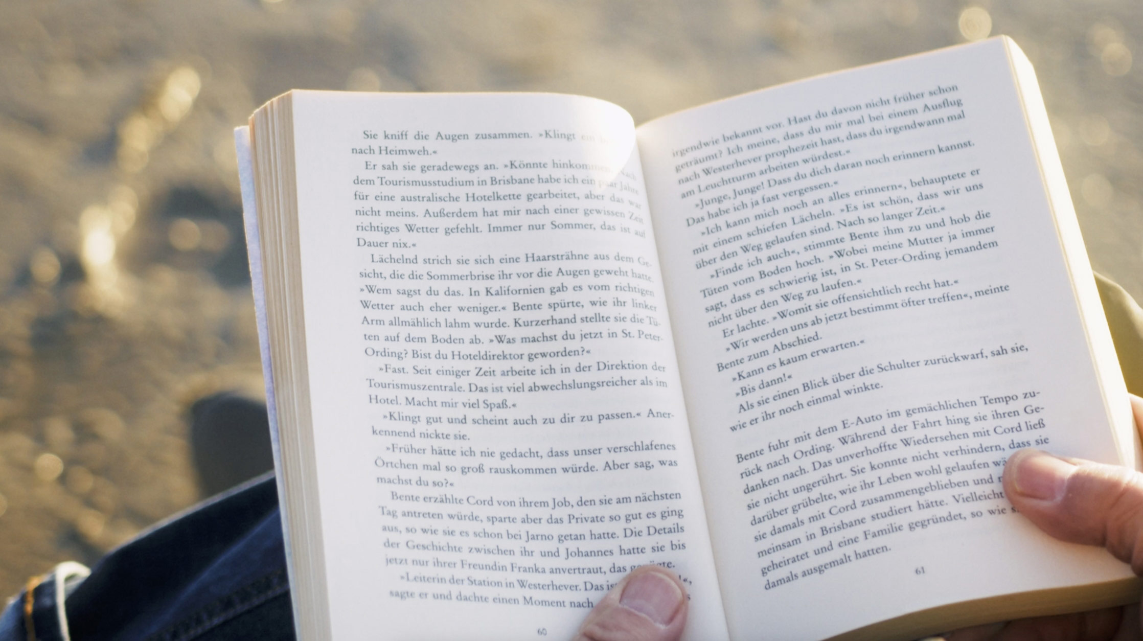 Ein aufgeschlagenes Buch