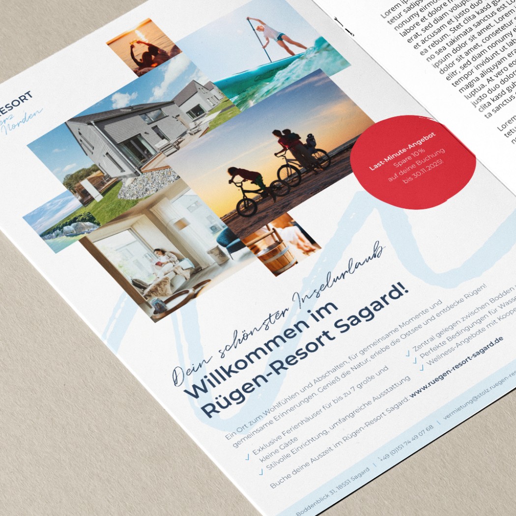 h2_gstolz_teaser_12.jpg Ein aufgeklappter Infoflyer von Rügen Resort mit Informationen zum Rügen Resort Sagard