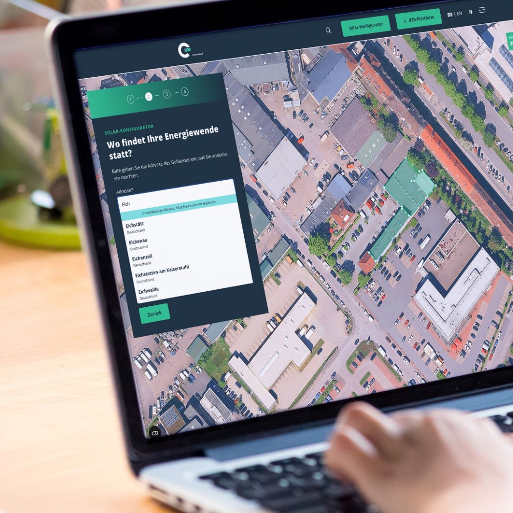 h2_enpar_lead-tool_teaser_04.jpg Notebook zeigt Website von Energy Partners und Text Wo findet Ihre Energiewende statt?