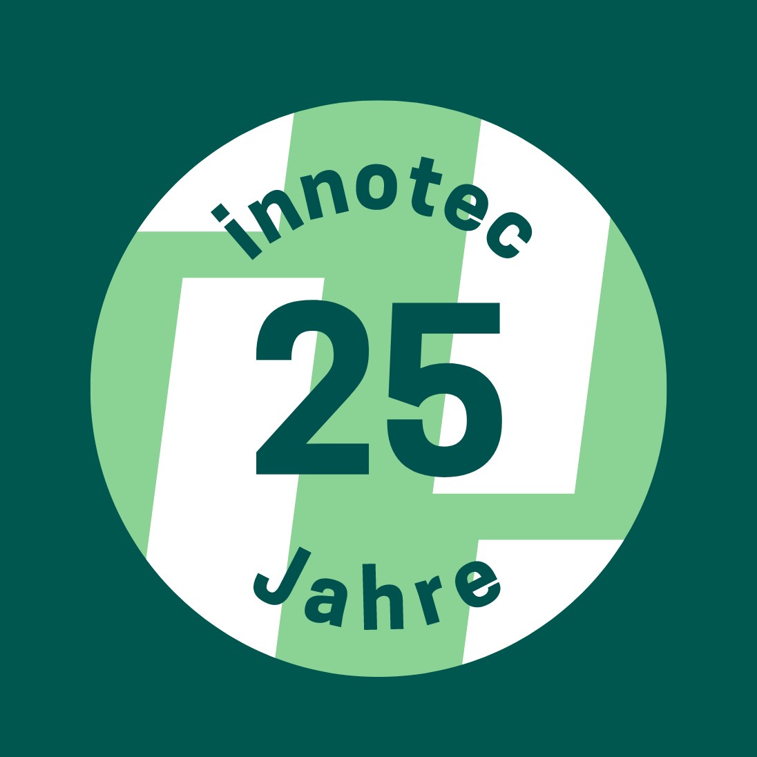 h2_einblicke_firmenevents_teaser_06.jpg innotec 25 Jahre Logo in grün und weiß.