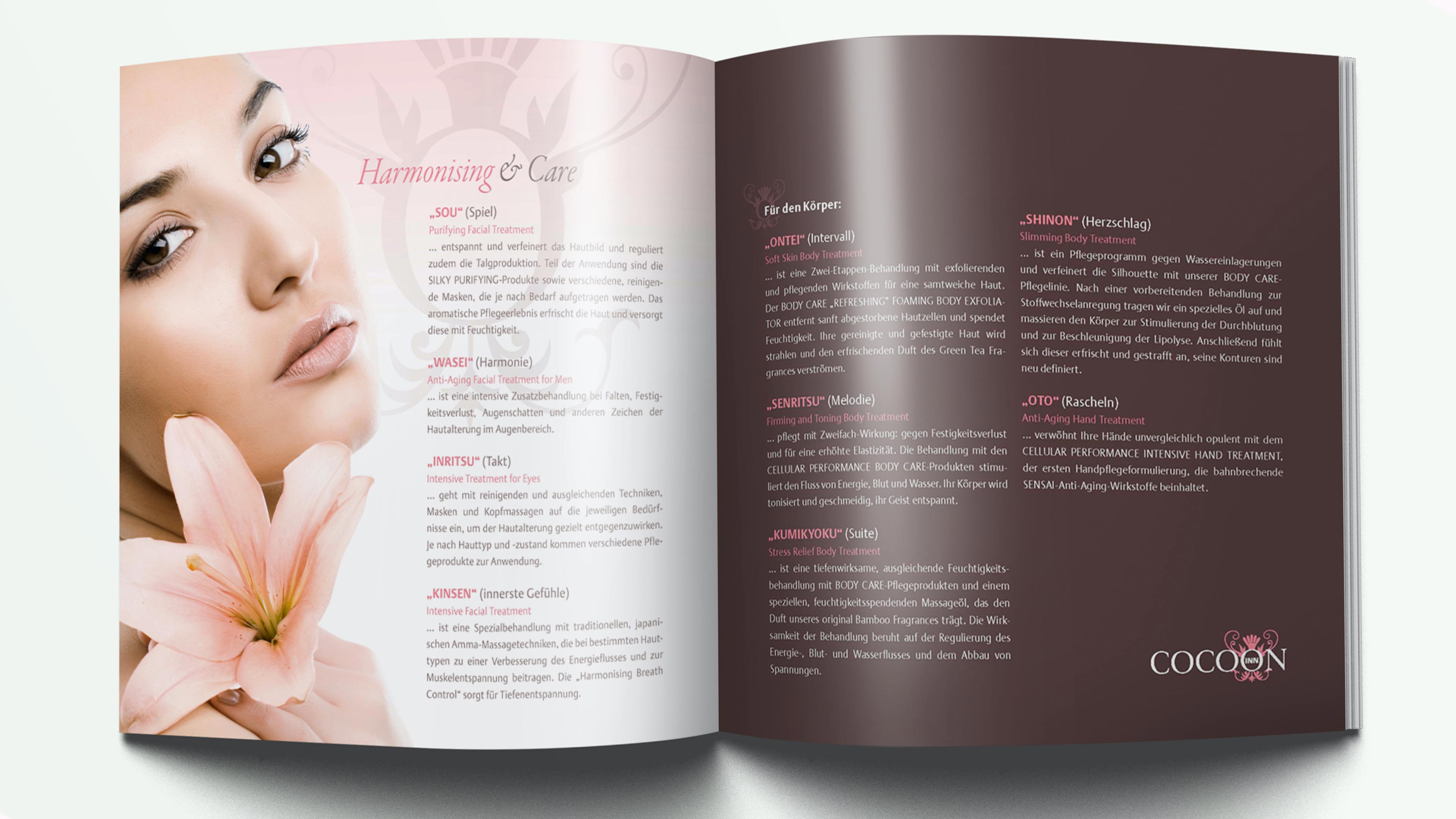 hochzwei_phra_slider_01.jpg Aufgeschlagene Doppelseite von Cocoon Inn über Harmonising & Care