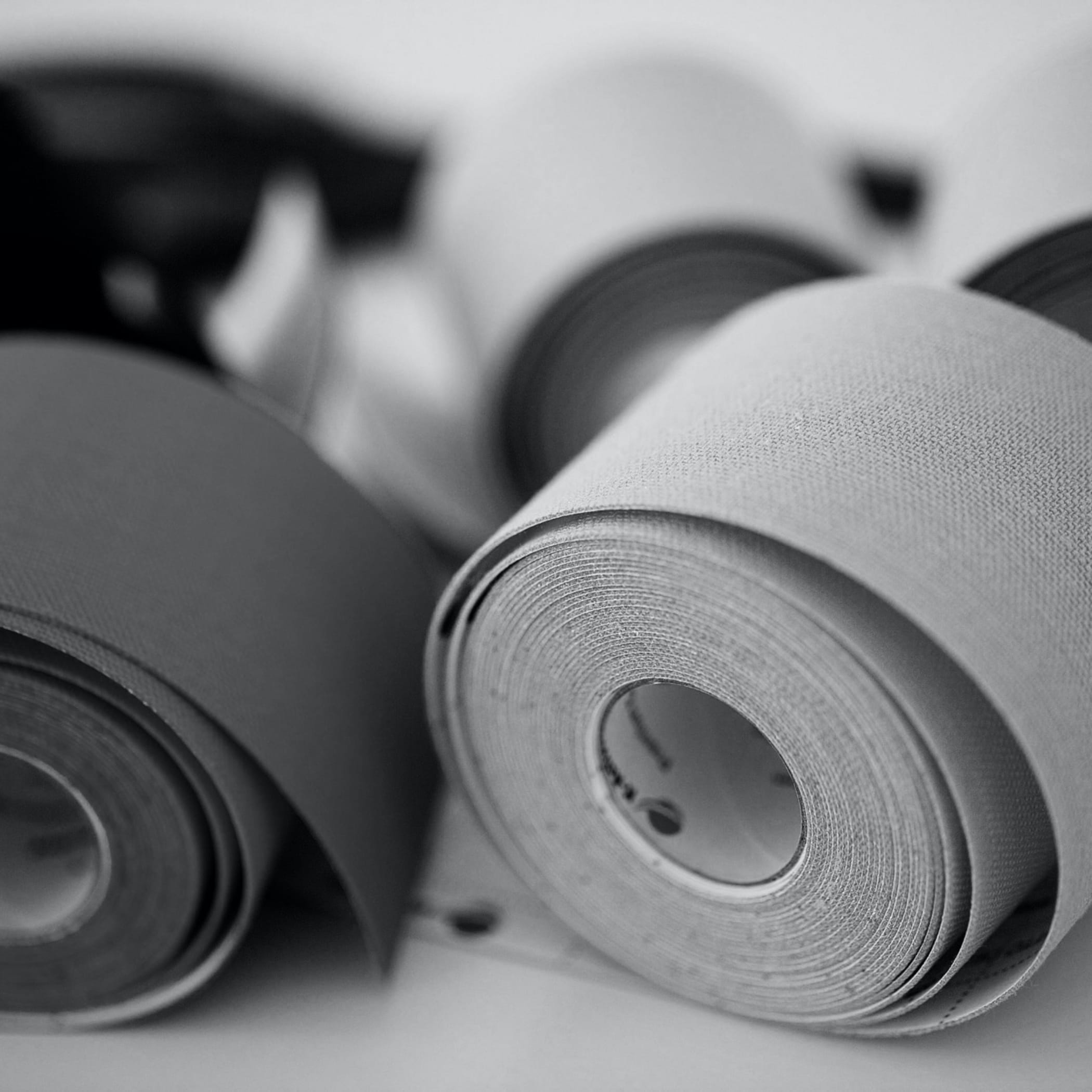 hochzwei_dran_teaser_03.jpg Schwarz-weiß-Aufnahme von Gesundheitstapes