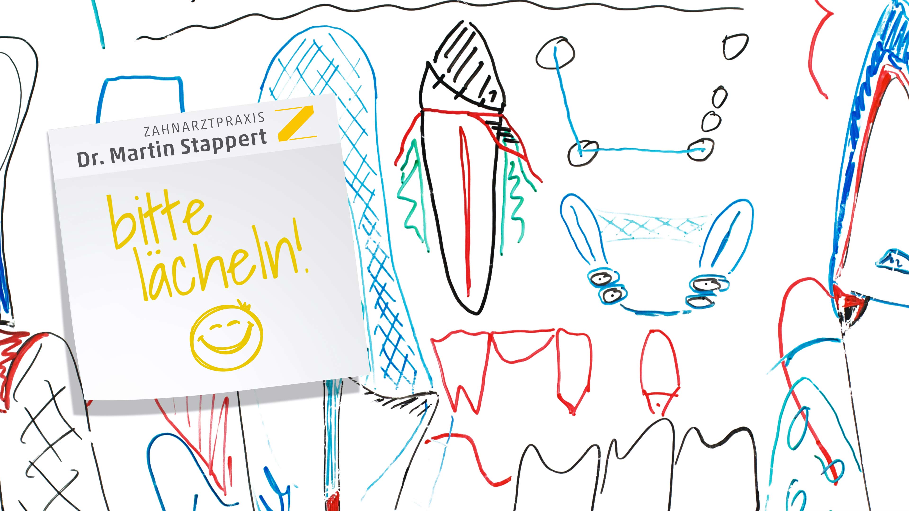 Buntes Gekritzel und Haftnotiz mit gelbem Text "bitte lächeln"