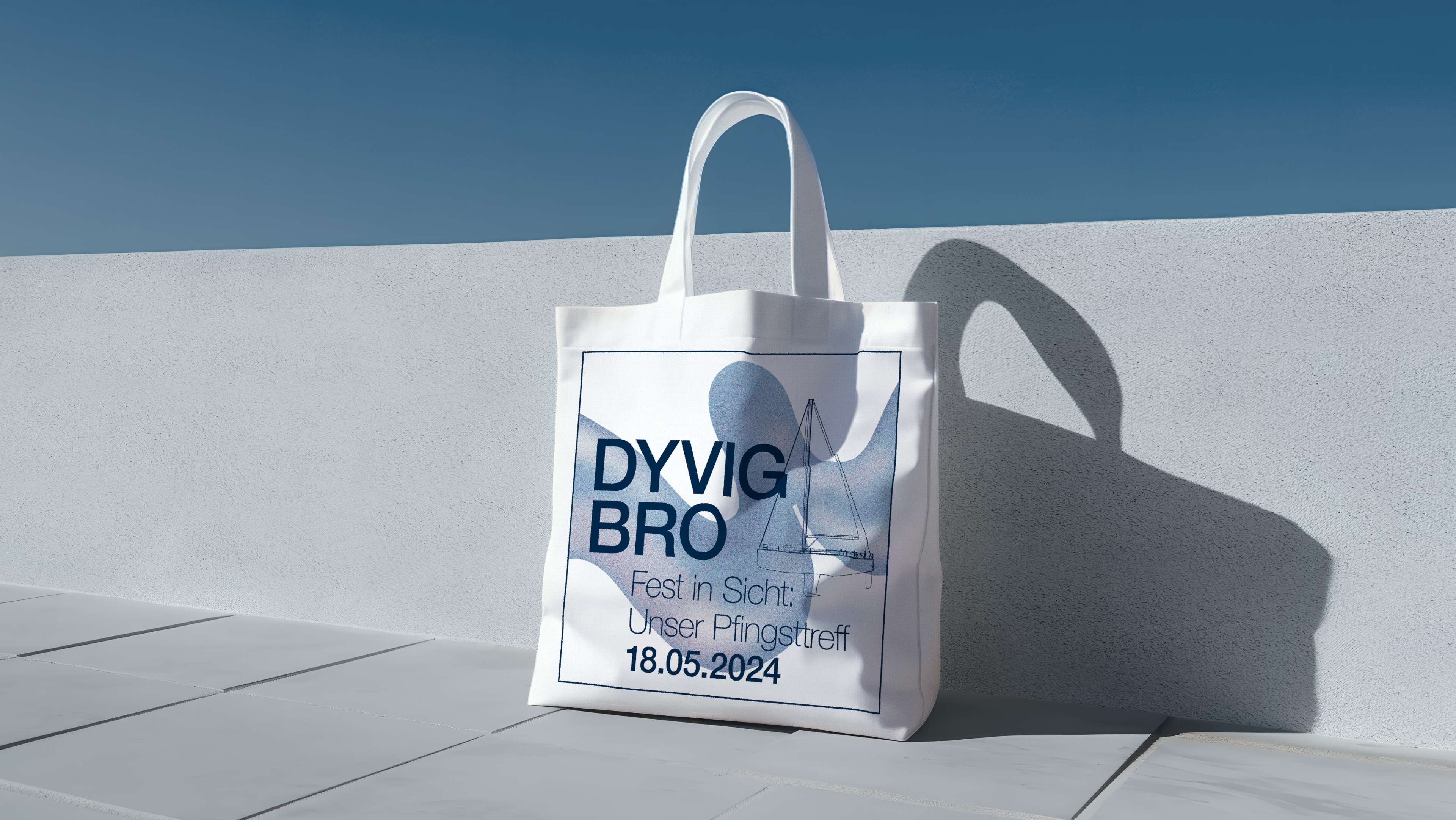 h2_dyvigbro_slider_02.jpg Ein Jutebeutel mit Dyvigbro Beschriftung