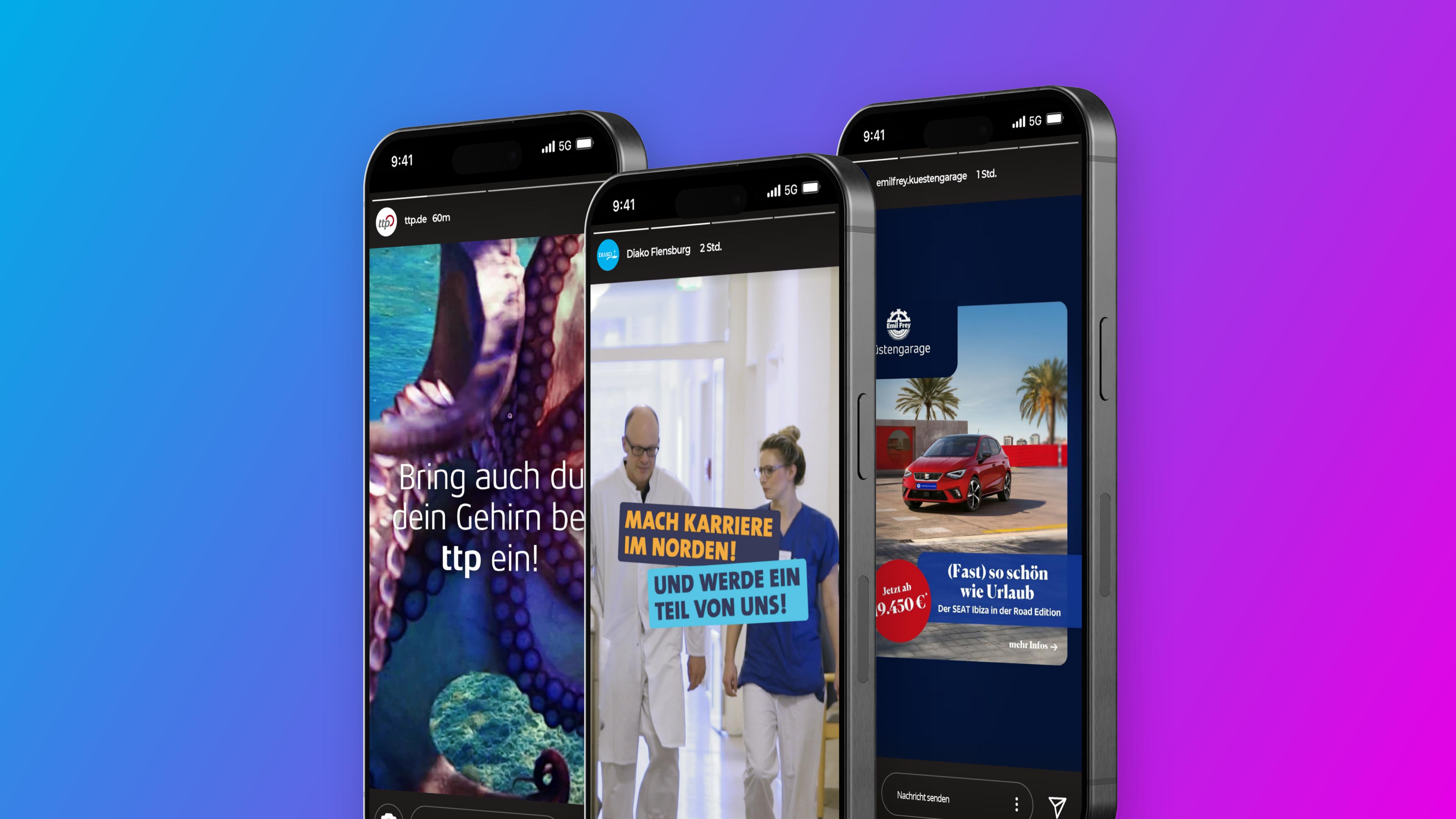 Drei Smartphones mit Ads