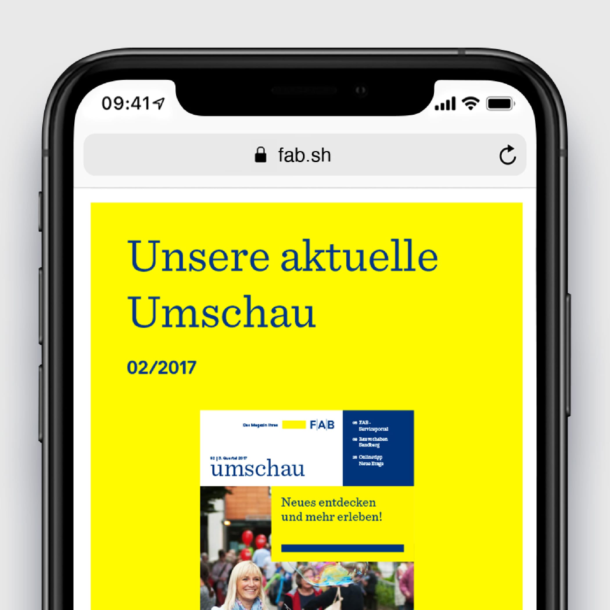 Smartphone zeigt Website des FAB 