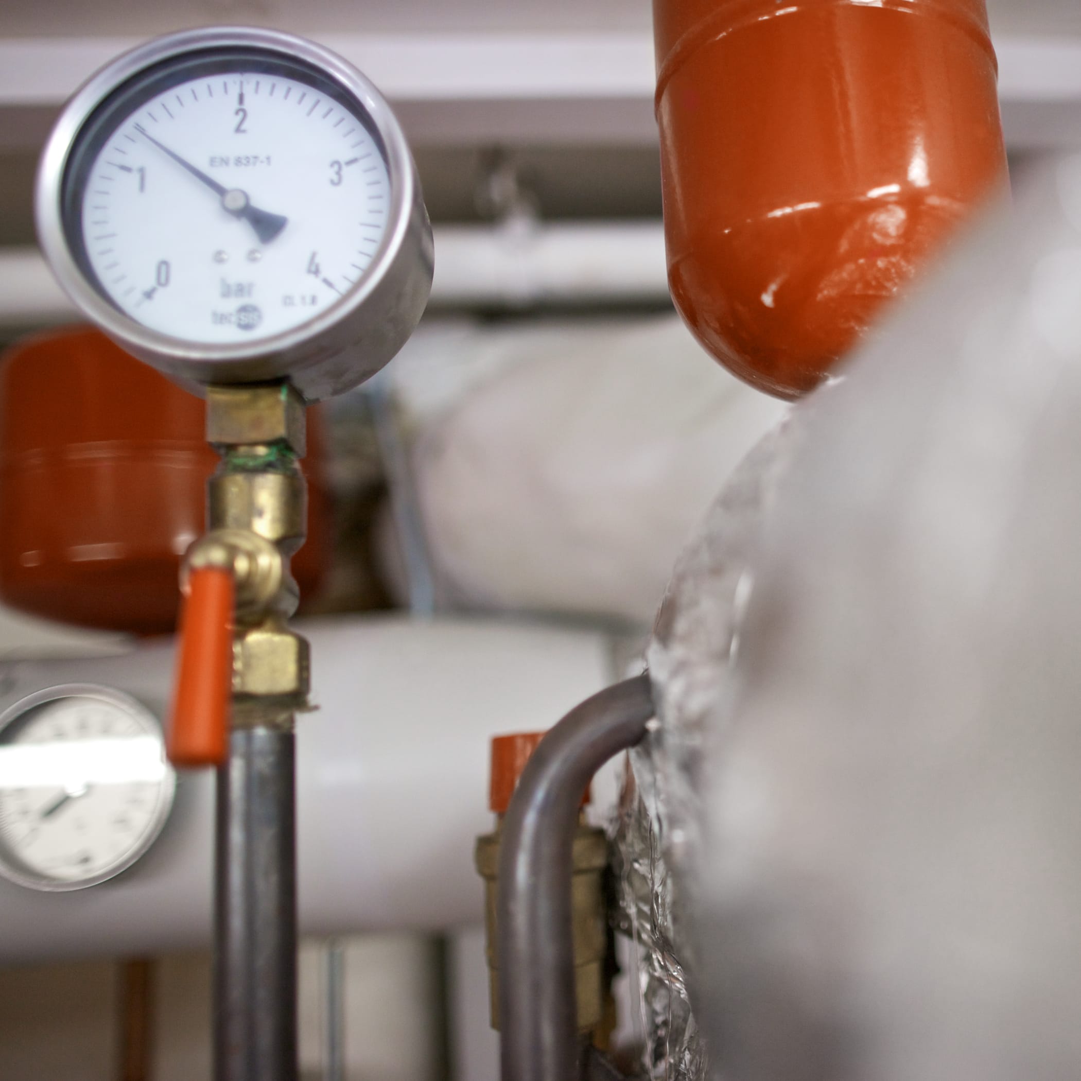 hochzwei_gobu_teaser_07.jpg Nahaufnahme von einem Zähler einer Maschine