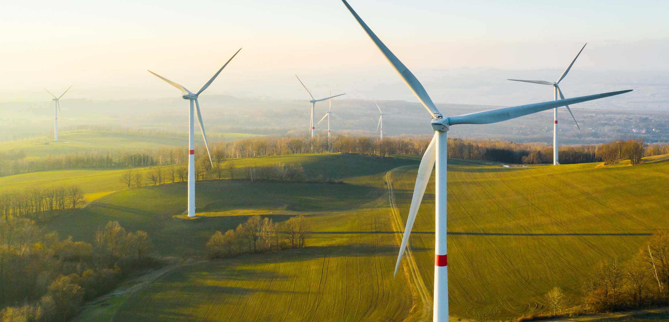 hochzwei_GP_teaser_10.jpg Windräder auf Feld