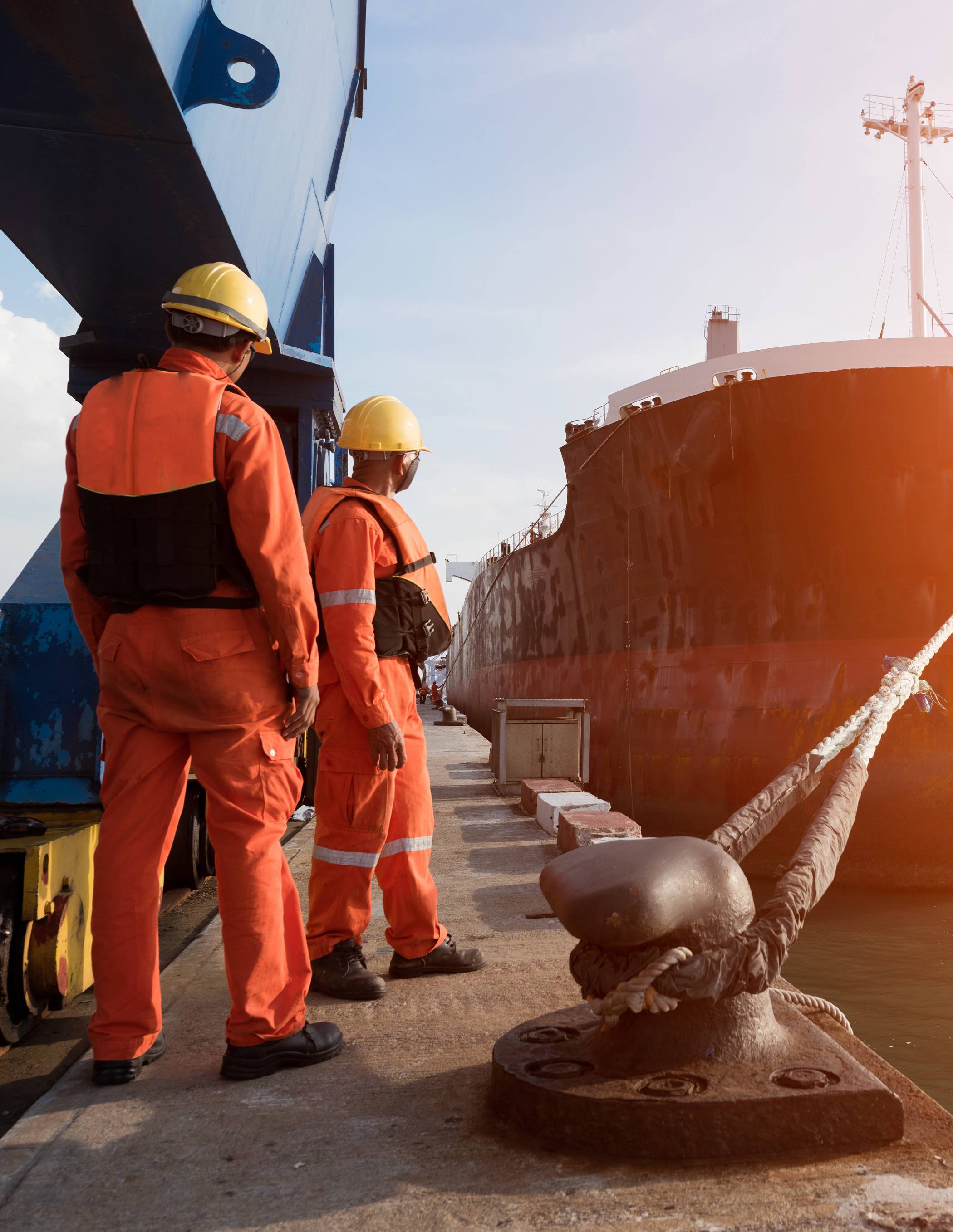 h2_hartmann_teaser_12.jpg Hafenarbeiter am Dock