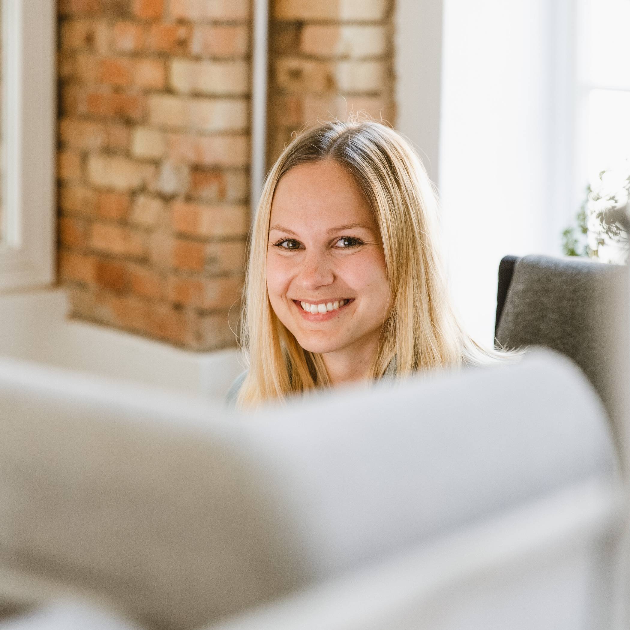 Lena Schütt guckt in die Kamera