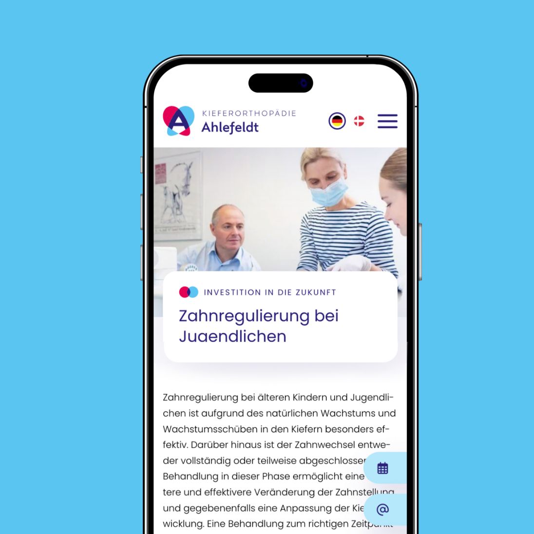 Smartphone mit Website der Praxis
