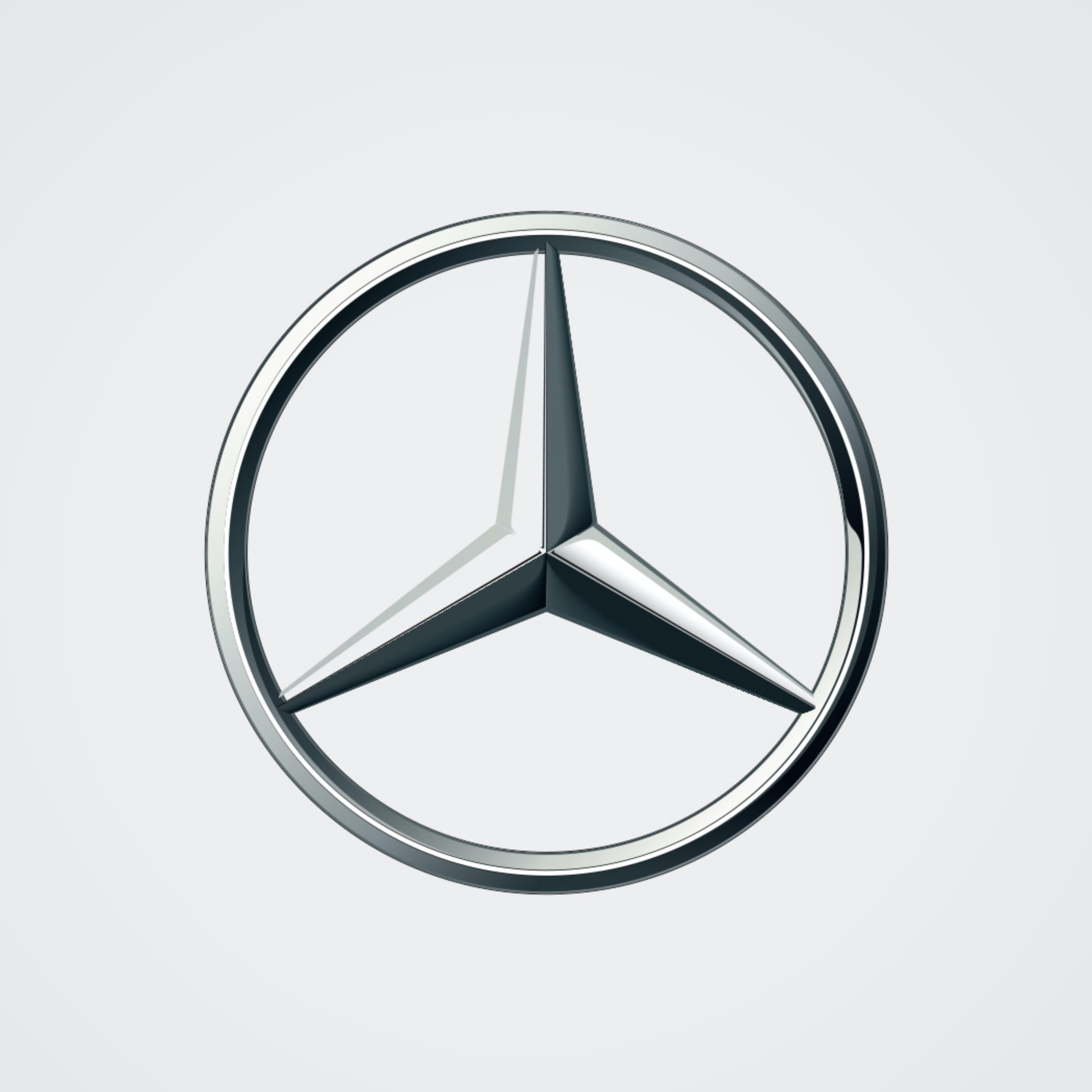 hochzwei_klco_teaser_08.jpg Silbernes Mercedes Benz Logo