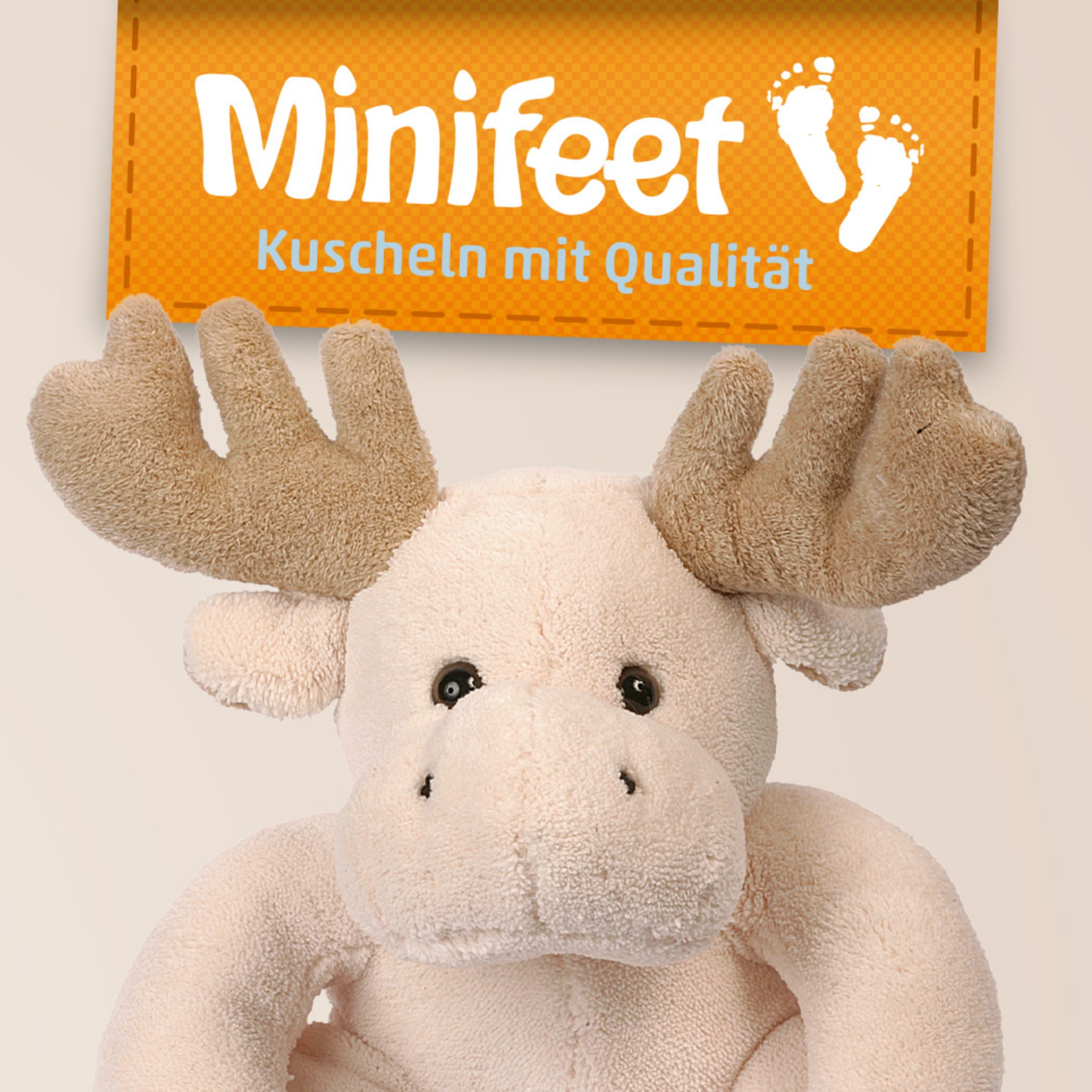 hochzwei_mbw_teaser_03.jpg Ein beiger Stofftier Elch