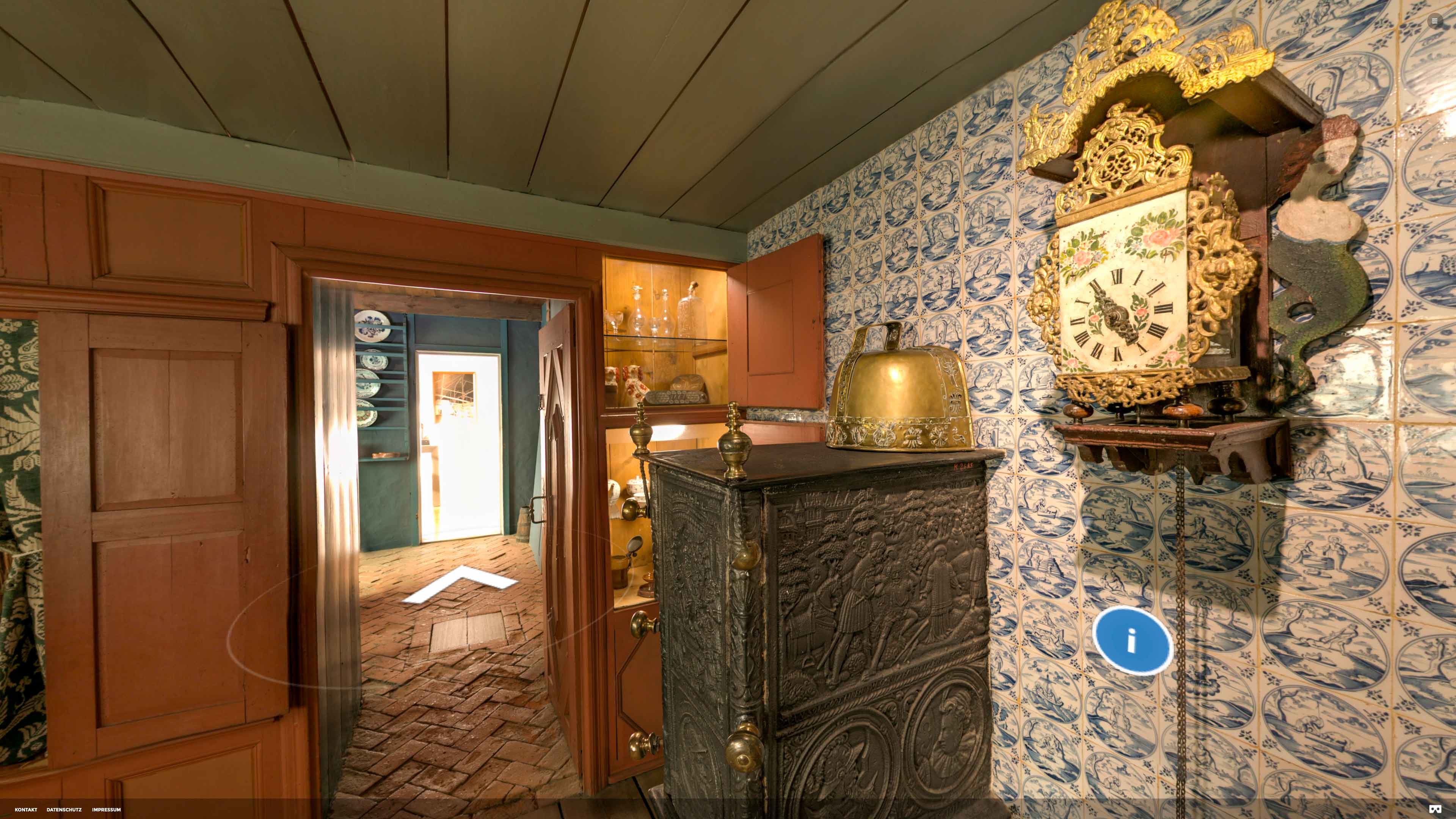 Museumsaustellung mit einem alte kamin