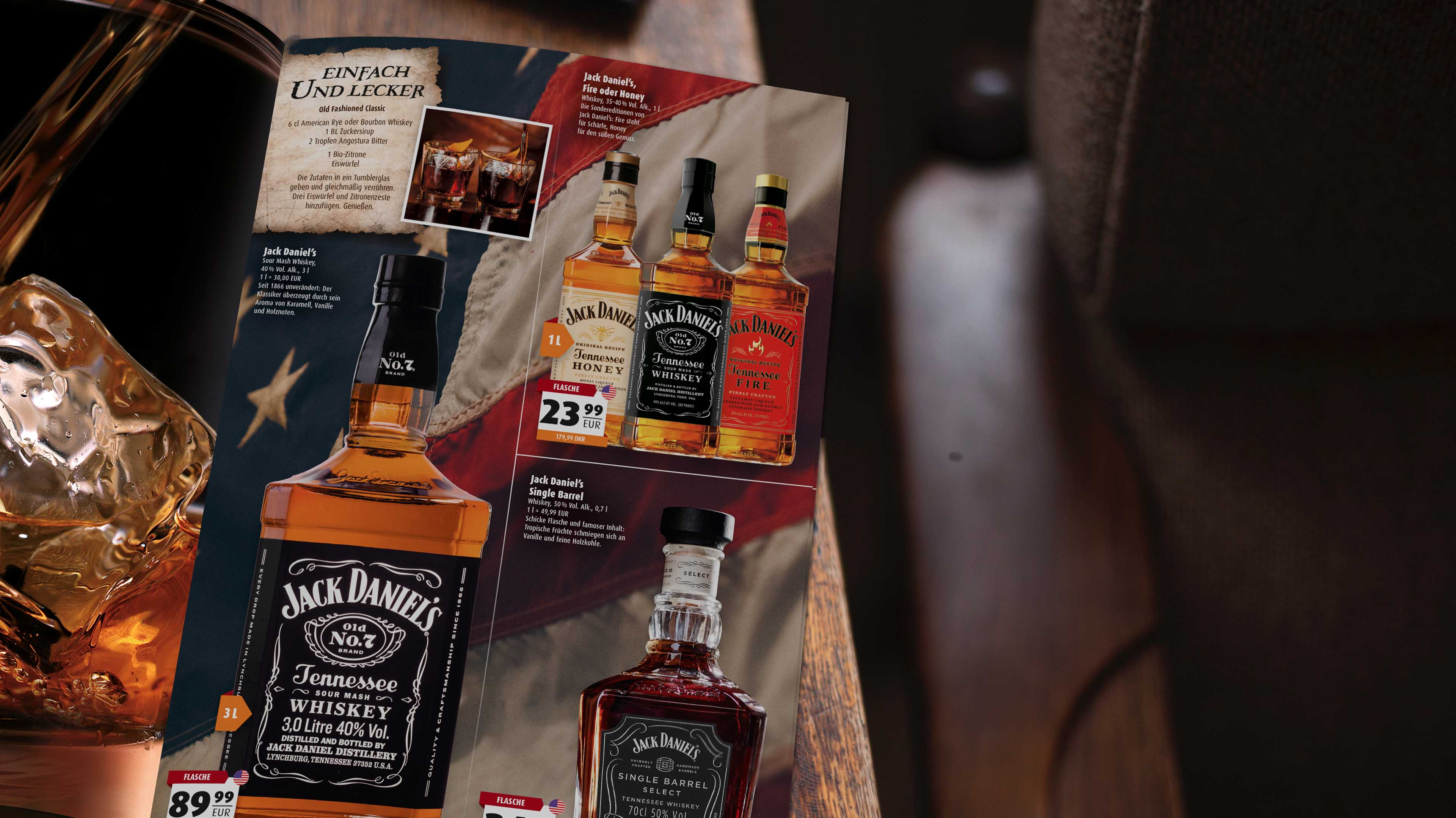 hochzwei_scan_slider_03.jpg Prospekt Ausschnitt mit Whiskeyflaschen