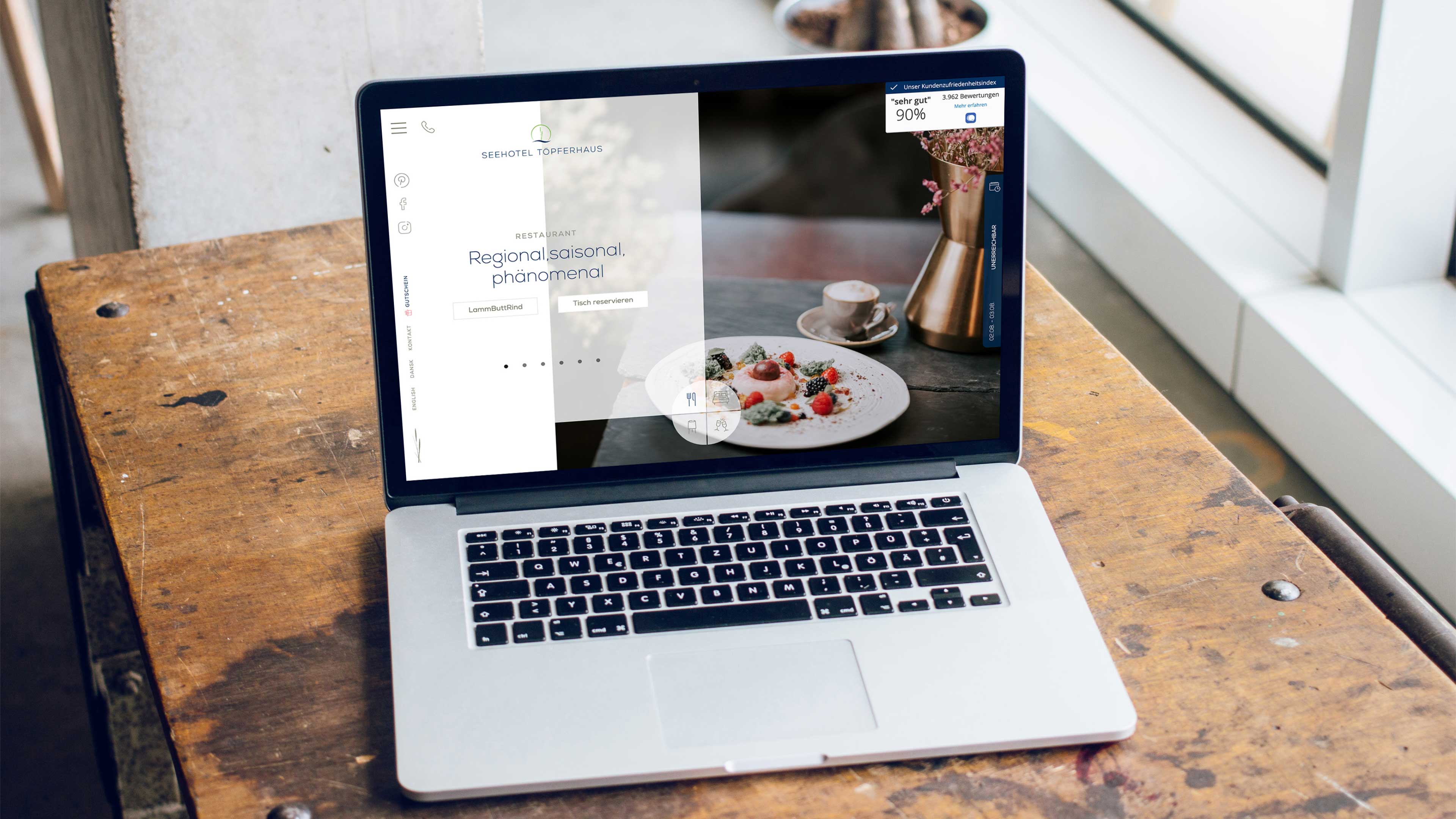 hochzwei_seet_slider_03.jpg Laptop mit geöffneter Seehotel Homepage