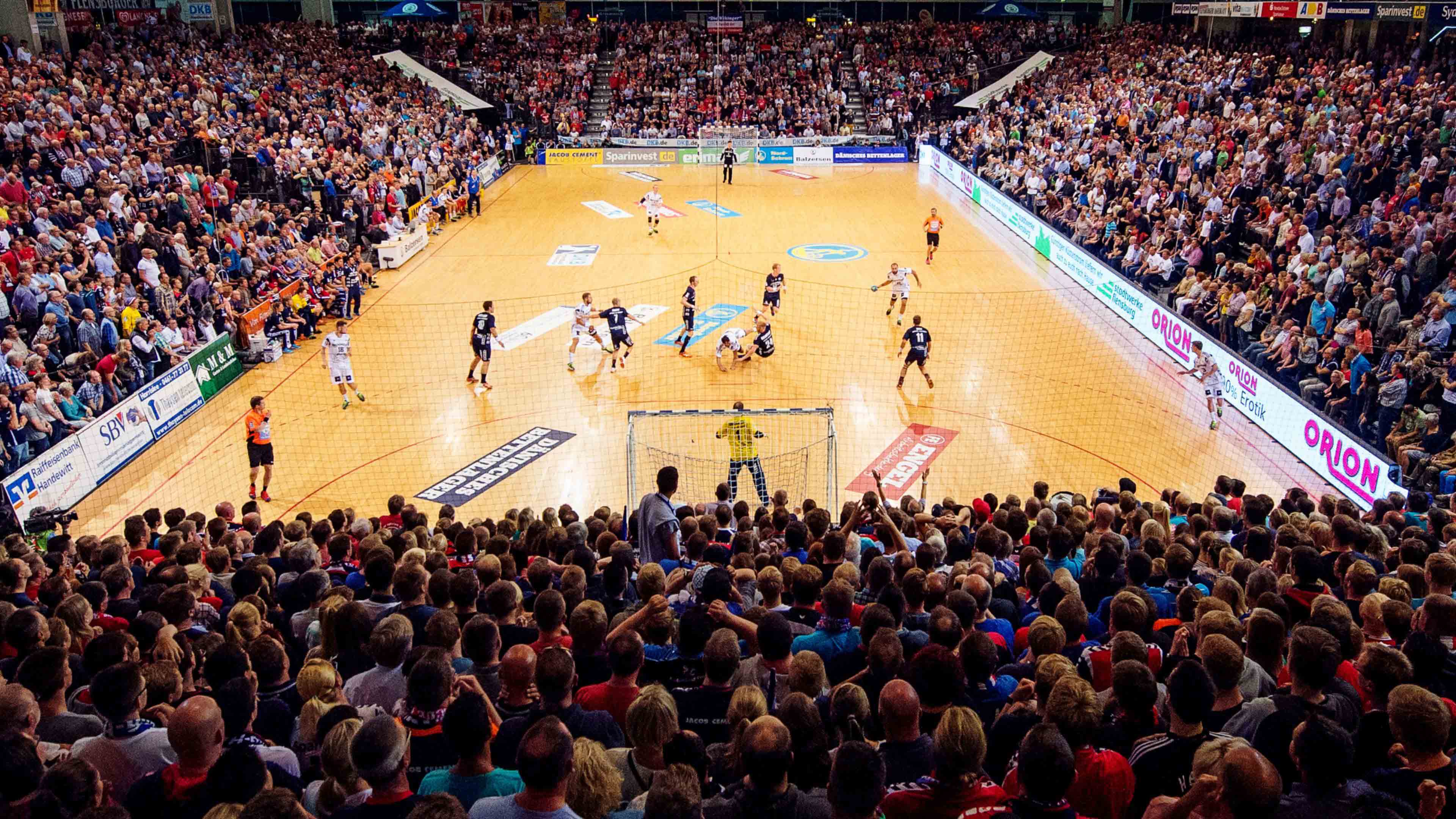 hochzwei_sg_slider_03.jpg Blick auf das Spielgeschehen