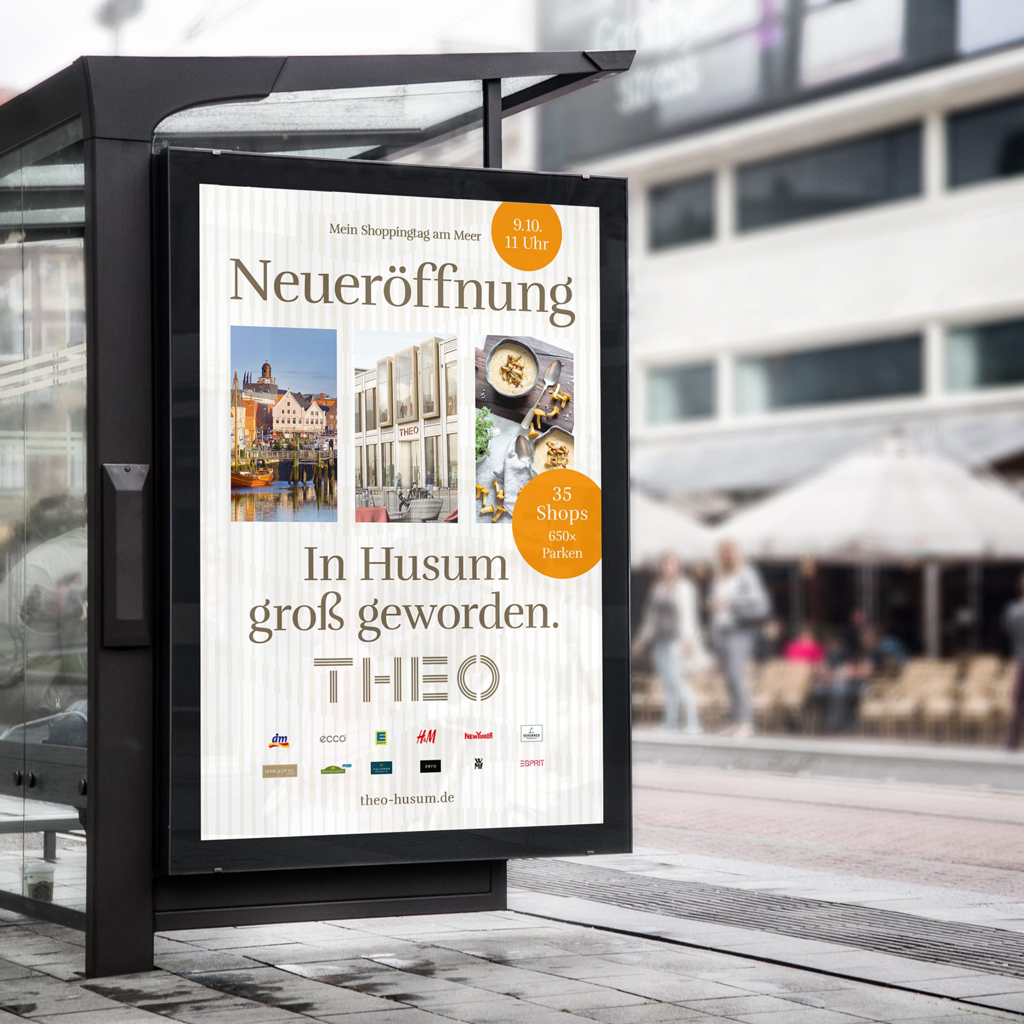 hochzwei_theo_teaser_04.jpg Werbung von Theo Husum an Bushaltestelle