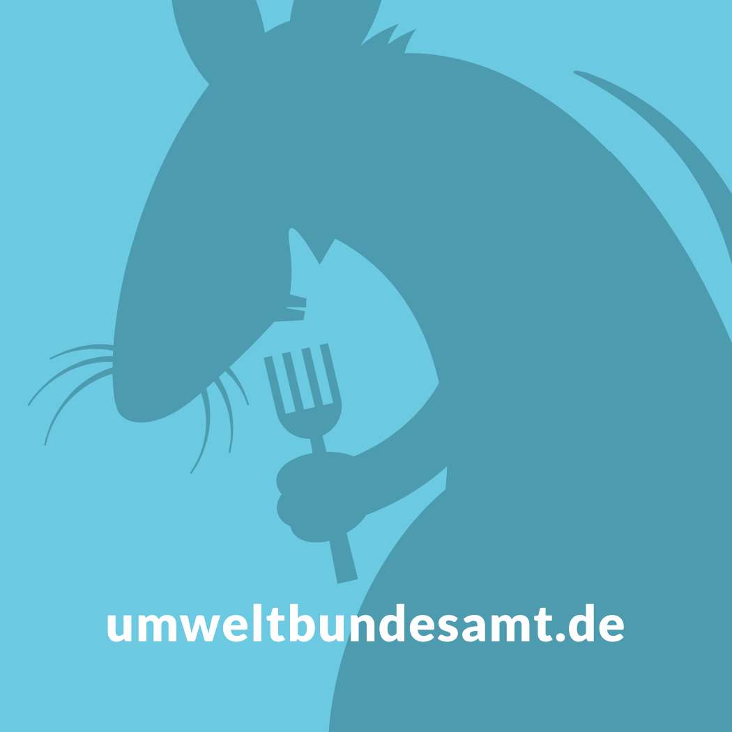 h2_umbu_teaser_11.jpg Ein blaues illustriertes Bild mit einer Ratte