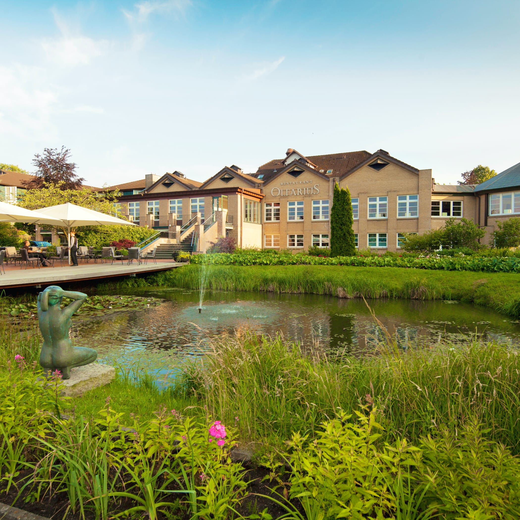 hochzwei_wald_teaser_02.jpg Blick auf das Waldschlösschen