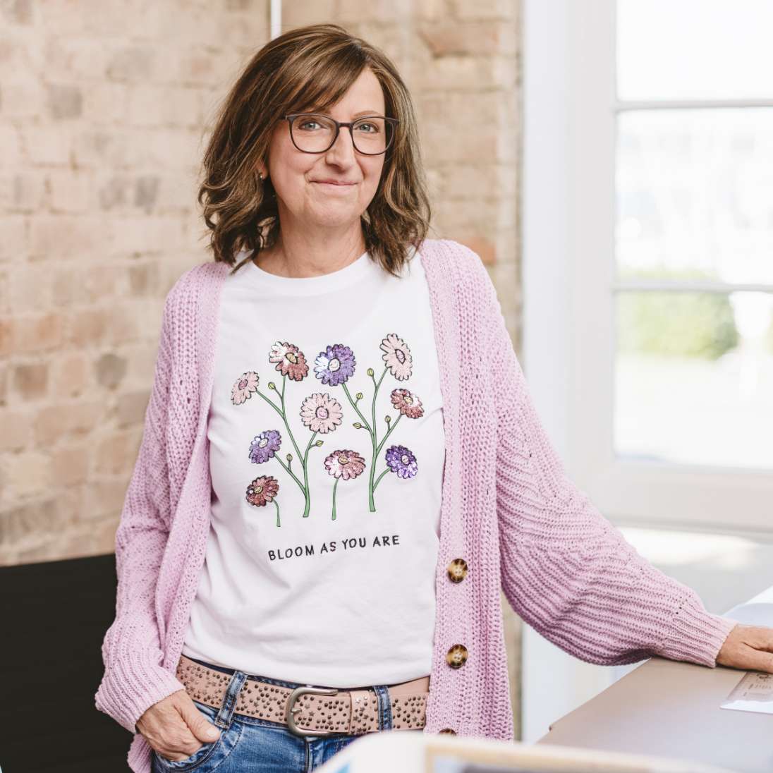 h2_einblicke_50Jahre_teaser_01.jpg Unsere Kollegin Steffi an ihrem Arbeitsplatz.