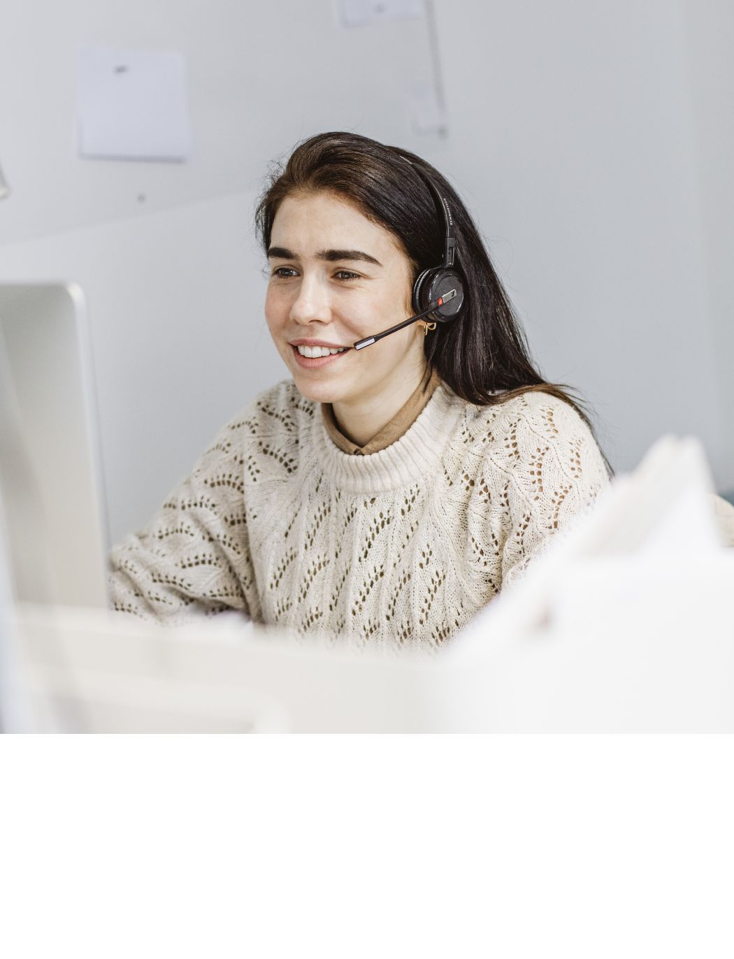 Unsere Kollegin Jenny Gellrich befindet sich in einem digitalen Meeting.