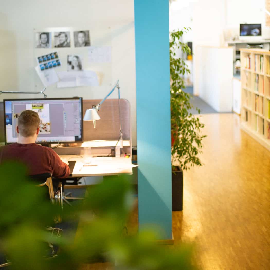 hochzwei_wir_teaser_04.jpg Blick in das offene Büro