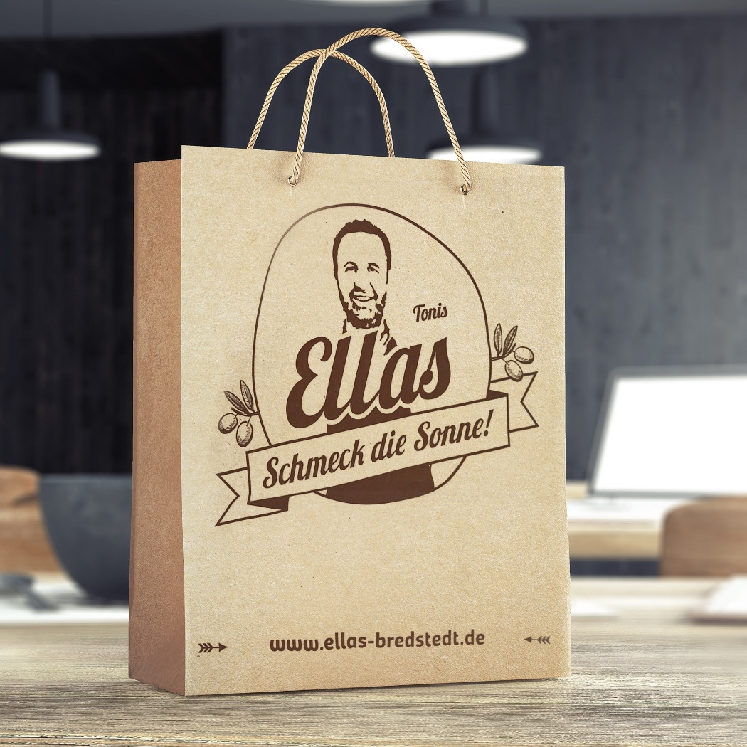 hochzwei_wulf_teaser_08.jpg Geschenktüte mit dem Corporate Design von Ellas Bredstedt