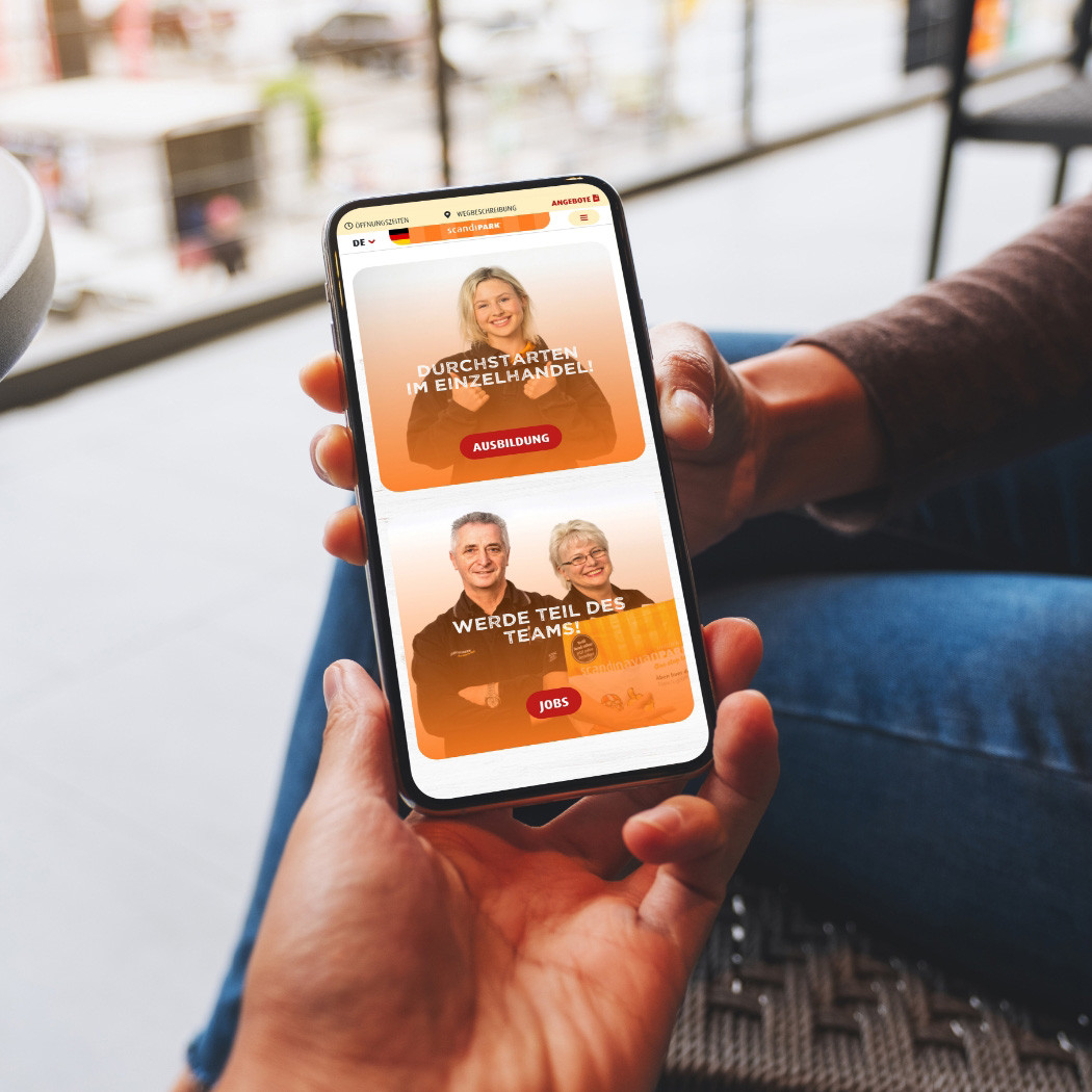 hochzwei_scan_teaser_01.jpg Smartphone zeigt Recruiting-Kampagne des ScandiParks