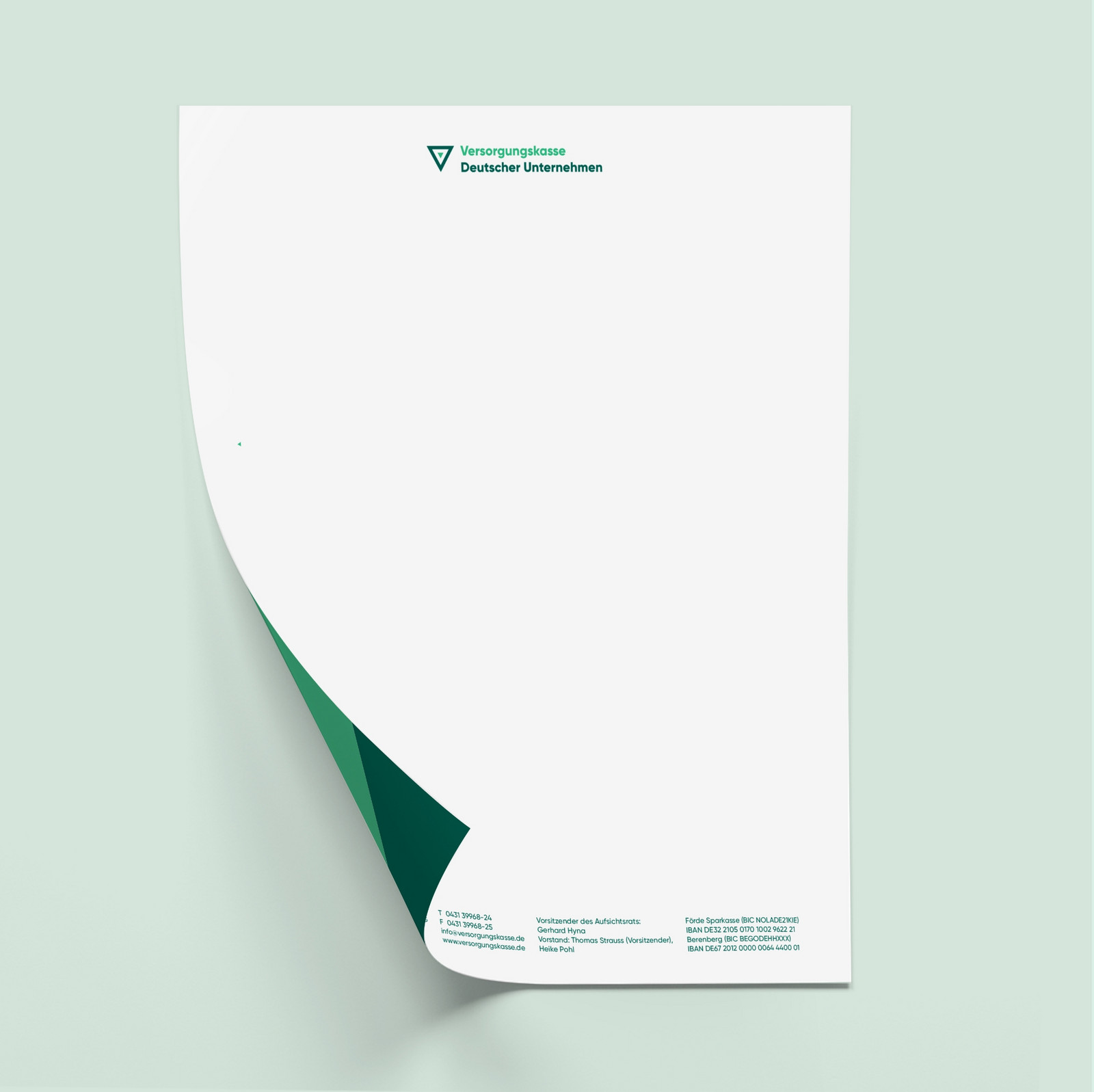 hochzwei_vrgu_teaser_04.jpg Weißes Blatt Papier der Versorgungskasse