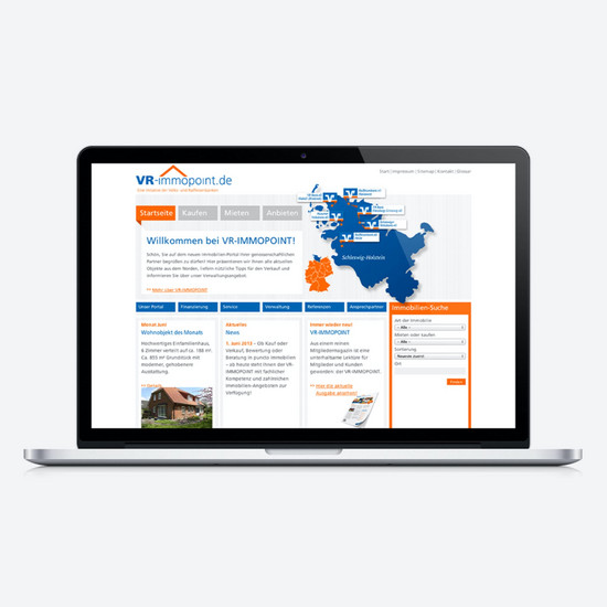 Zur Einweihung Laptop mit geöffneter VR Bank Internetseite