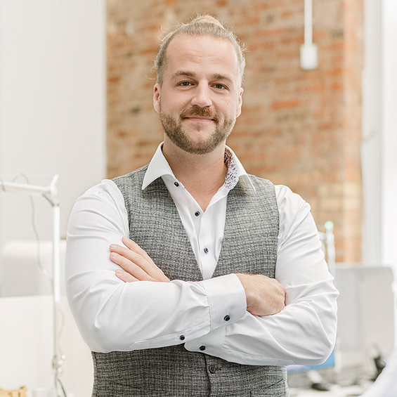 h2_web_team_720x720_YannickRaedel