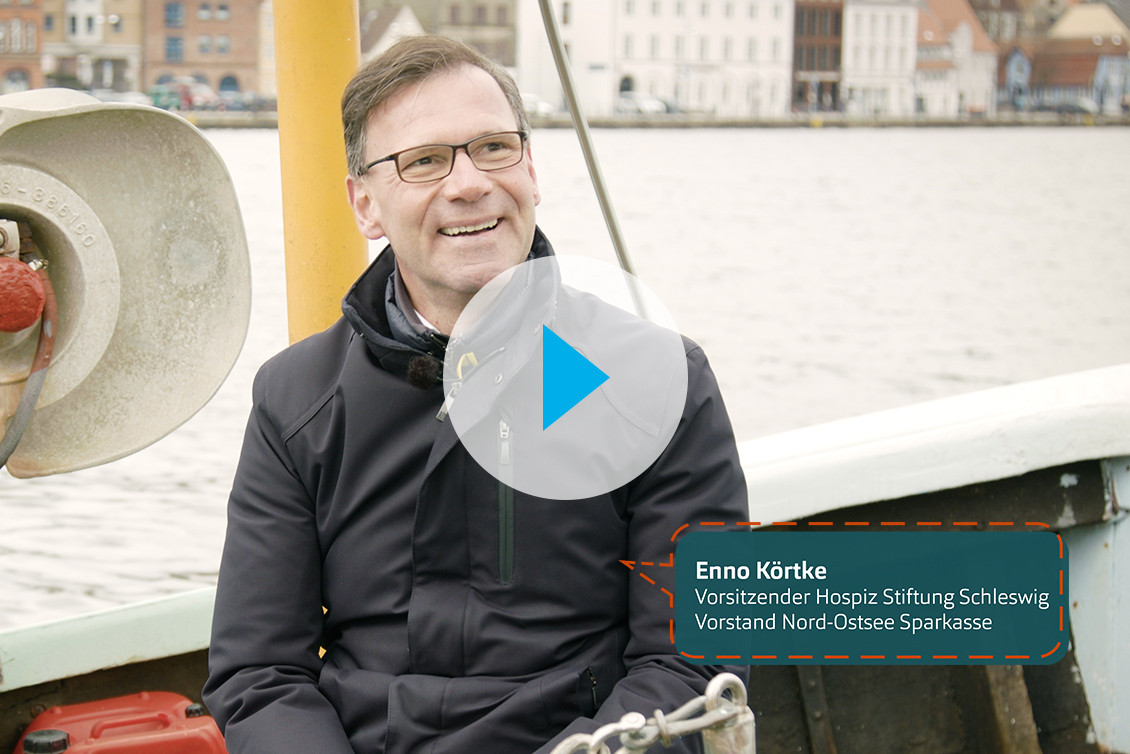 kbdf_Vorschau.jpg Enno Körtke bei Kutter bei die Fische