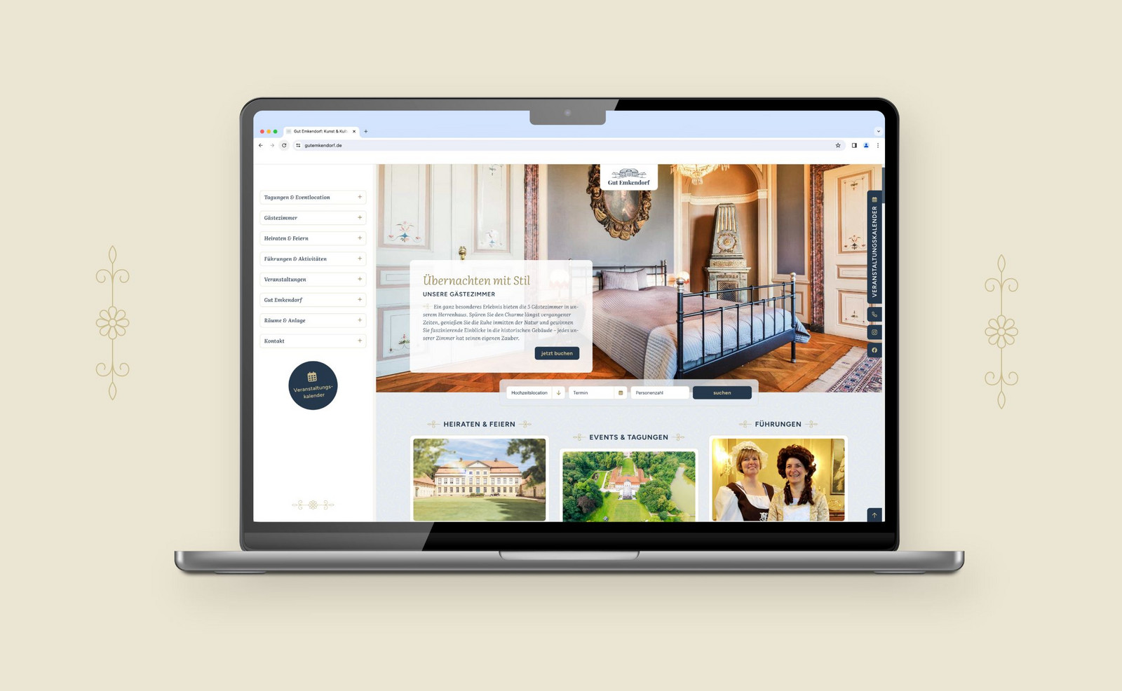 h2_gute_teaser_09.jpg Laptop zeigt Website von Gut Emkendorf