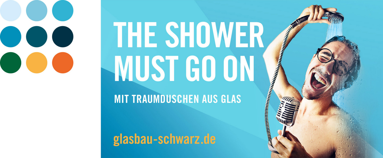 Mann singt unter der Dusche