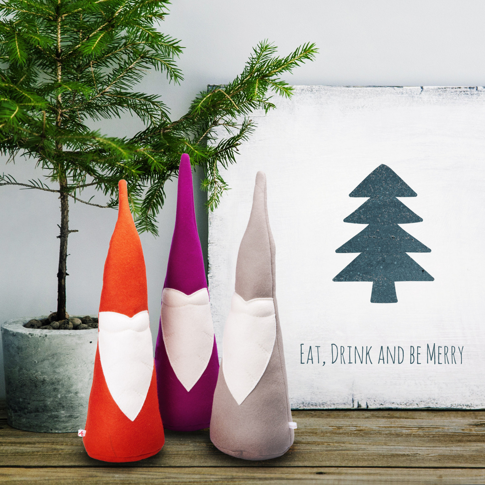 hochzwei_muer_teaser_07.jpg Filz Weihnhachtsdeko mit einem Tannenbaum