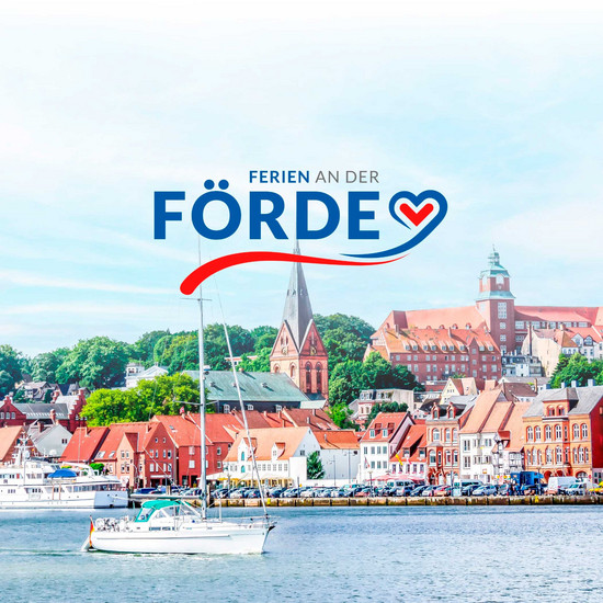 Quadratisches Flensburgpanorama mit Logo Ferien an der Förde