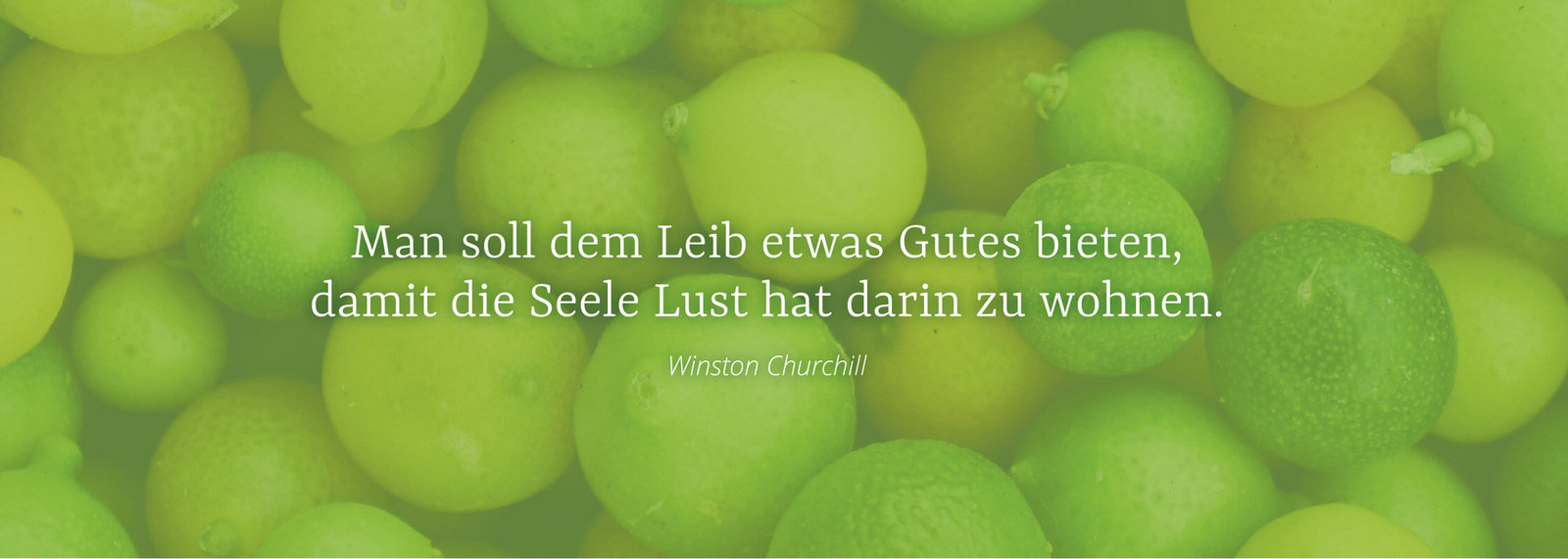 dge-04.jpg Grüne gestapelte Früchte