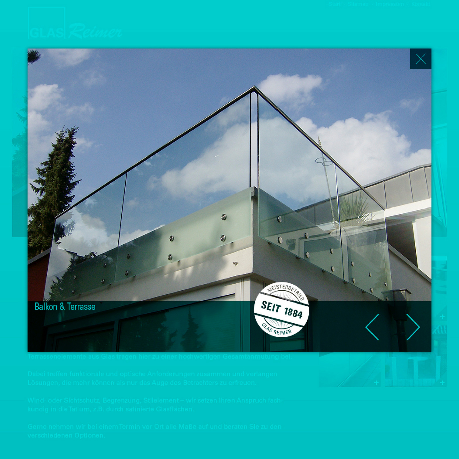 hochzwei_glre_teaser_04.jpg Glasbalkon eines modernen Hauses