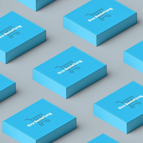 Aneinandergereihte blaue Pakete