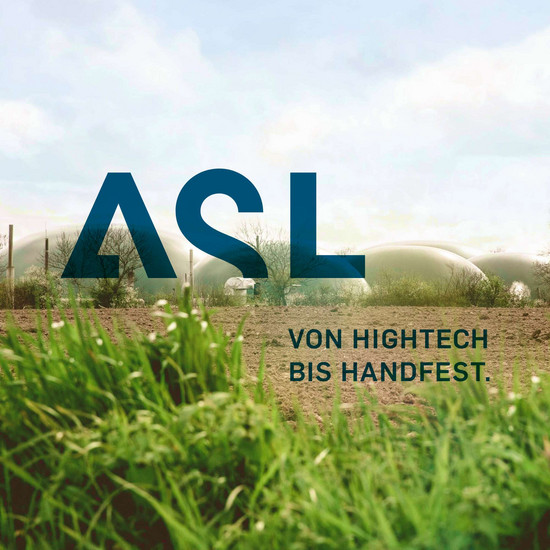 Die Buchstaben A S L in dunkelblau groß in ein Foto einer Feldlandschaft eingebaut. Daneben steht "Von hightech bis handfest"
