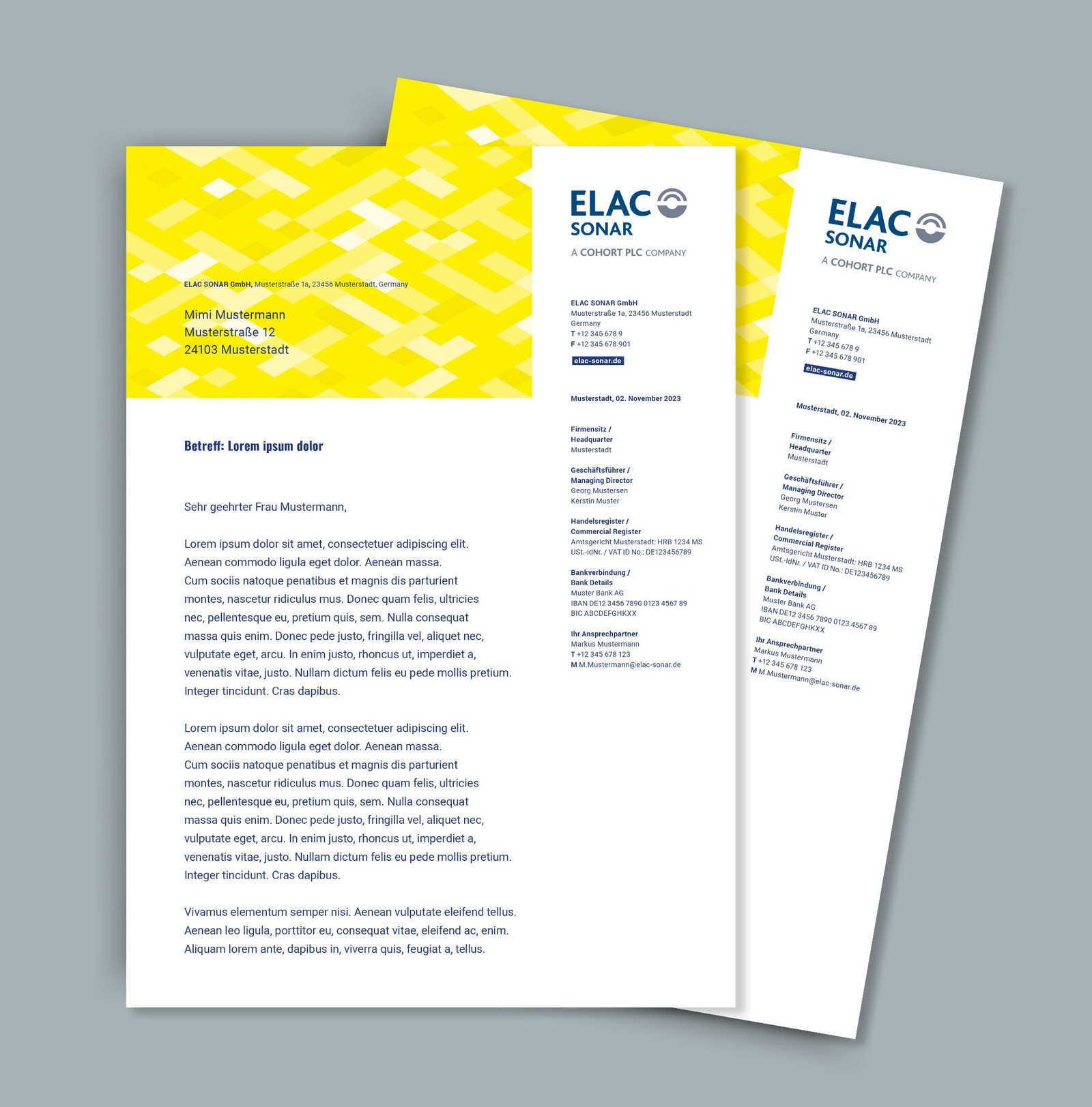 elac-05.jpg Zwei weiße Unterlagen von Elac Sonar