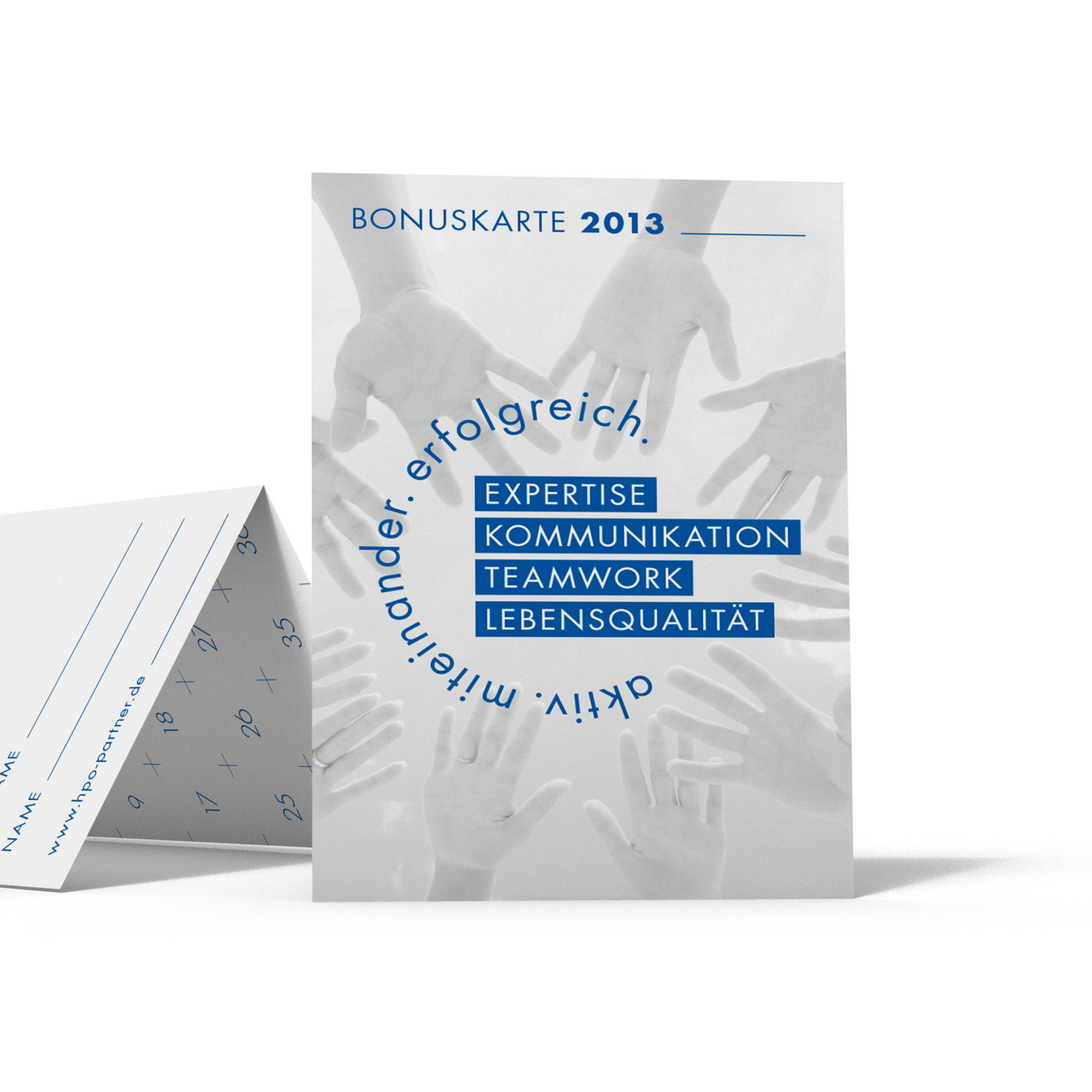 hochzwei_hpo_teaser_05.jpg Eine weiße Bonuskarte von 2013 von HPO