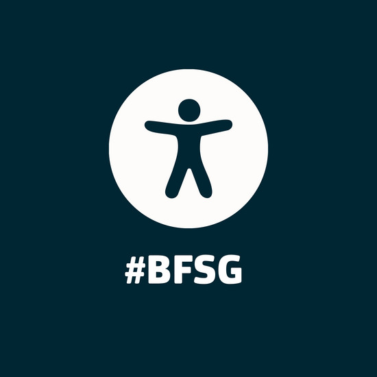 Schwarzer Hintergrund mit weißer Schrift die Grafik zeigt eine einfache Strichmännchen-Figur in einem Kreis, die die Arme von sich streckt, darunter steht #BFSG