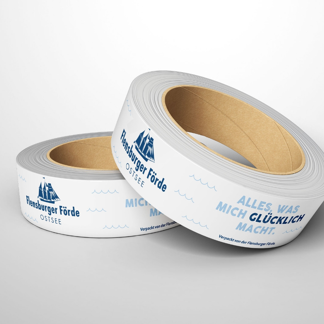 hochzwei_wulf_teaser_05.jpg Klebebandrolle von der Flensburger Förde